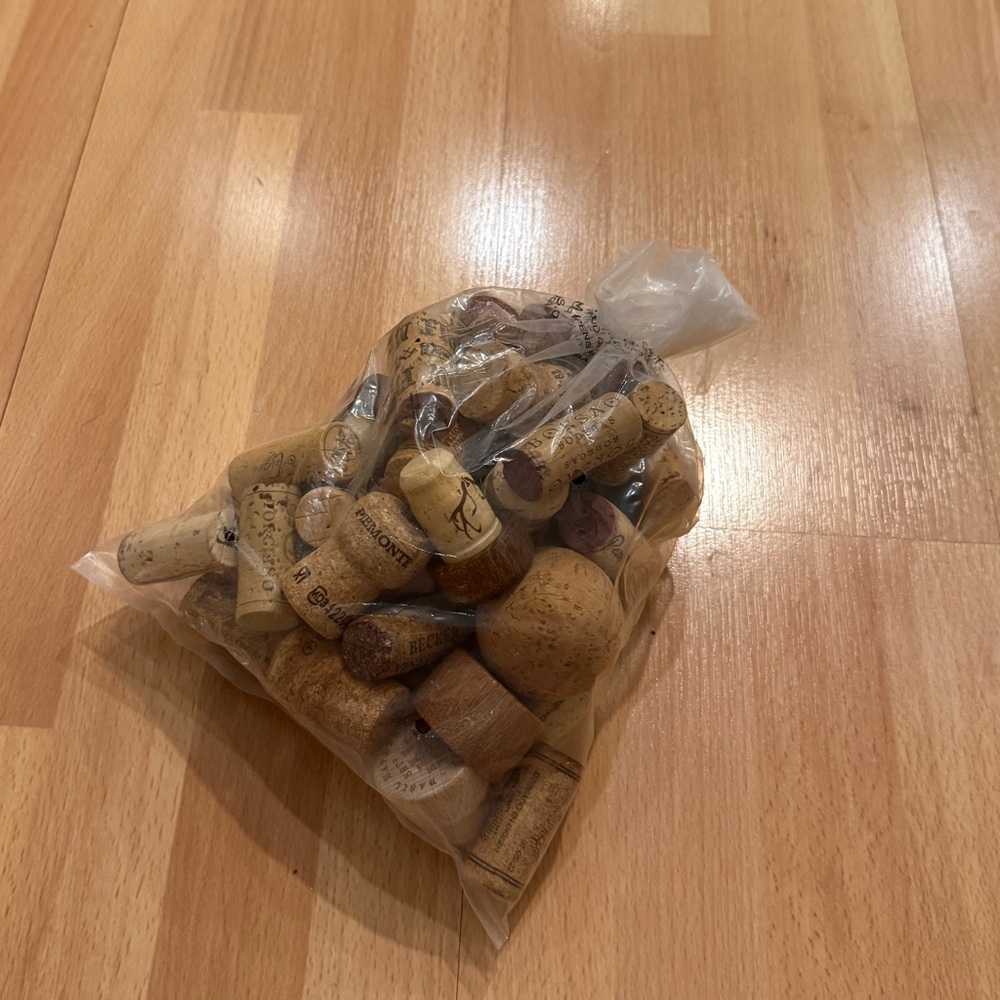 Bag of Assorted Wine Corks and stoppers